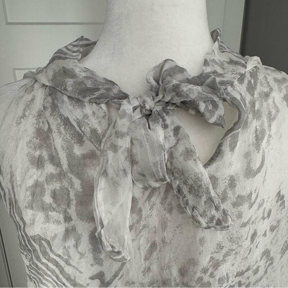 Elena Baldi Silk Sleeveless Blouse - Picture 4 of 6